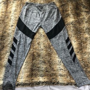 🌹Grey & Black Leggings! Activewear
